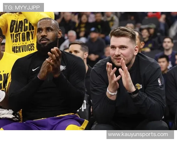 东契奇谈球队开局表现强调努力与领导力詹姆斯的榜样作用