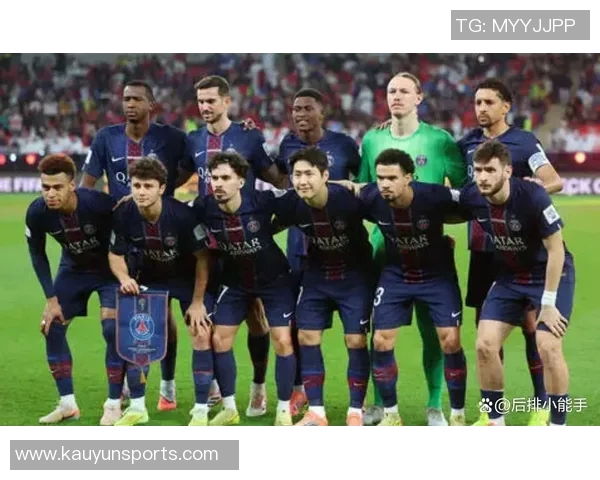 巴黎圣日耳曼历史性夺得洲际杯冠军荣膺六冠王荣耀时刻