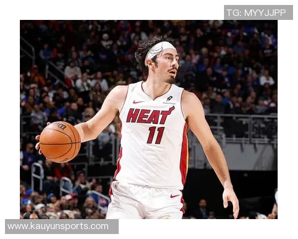 鲍威尔三分狂轰36分带队击败东部第一展现超强实力 鲍威尔三分狂轰36分带队击败东部第一展现超强实力