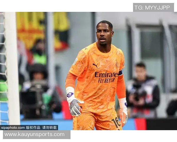 尤文图斯计划明夏免签米兰门将迈尼昂已展开评估工作